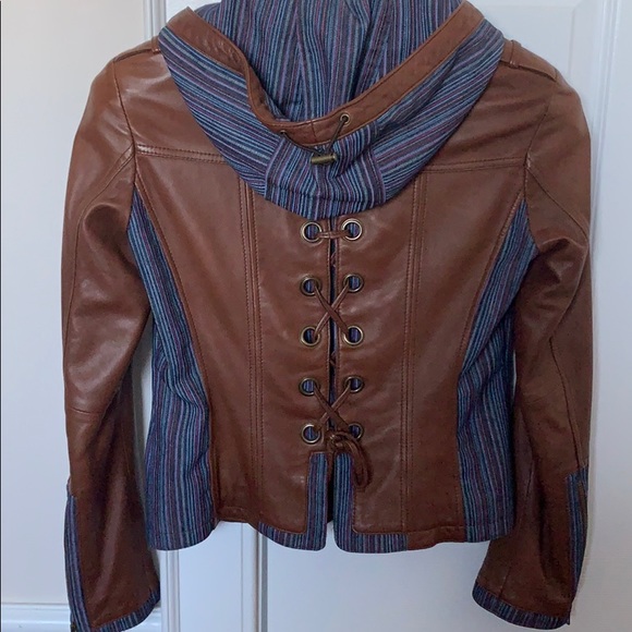 danier brown leather jacket - Picture 3 of 3